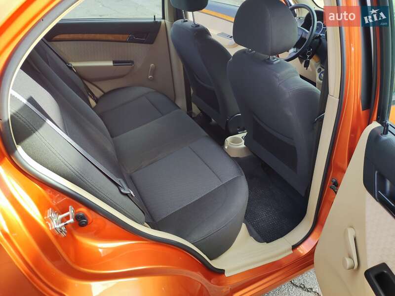 Седан Chevrolet Aveo 2008 в Днепре фото 34 Седан Chevrolet Aveo 2008 в Днепре