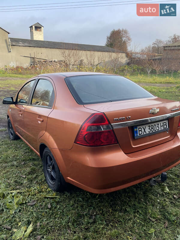 Седан Chevrolet Aveo 2007 в Хотине