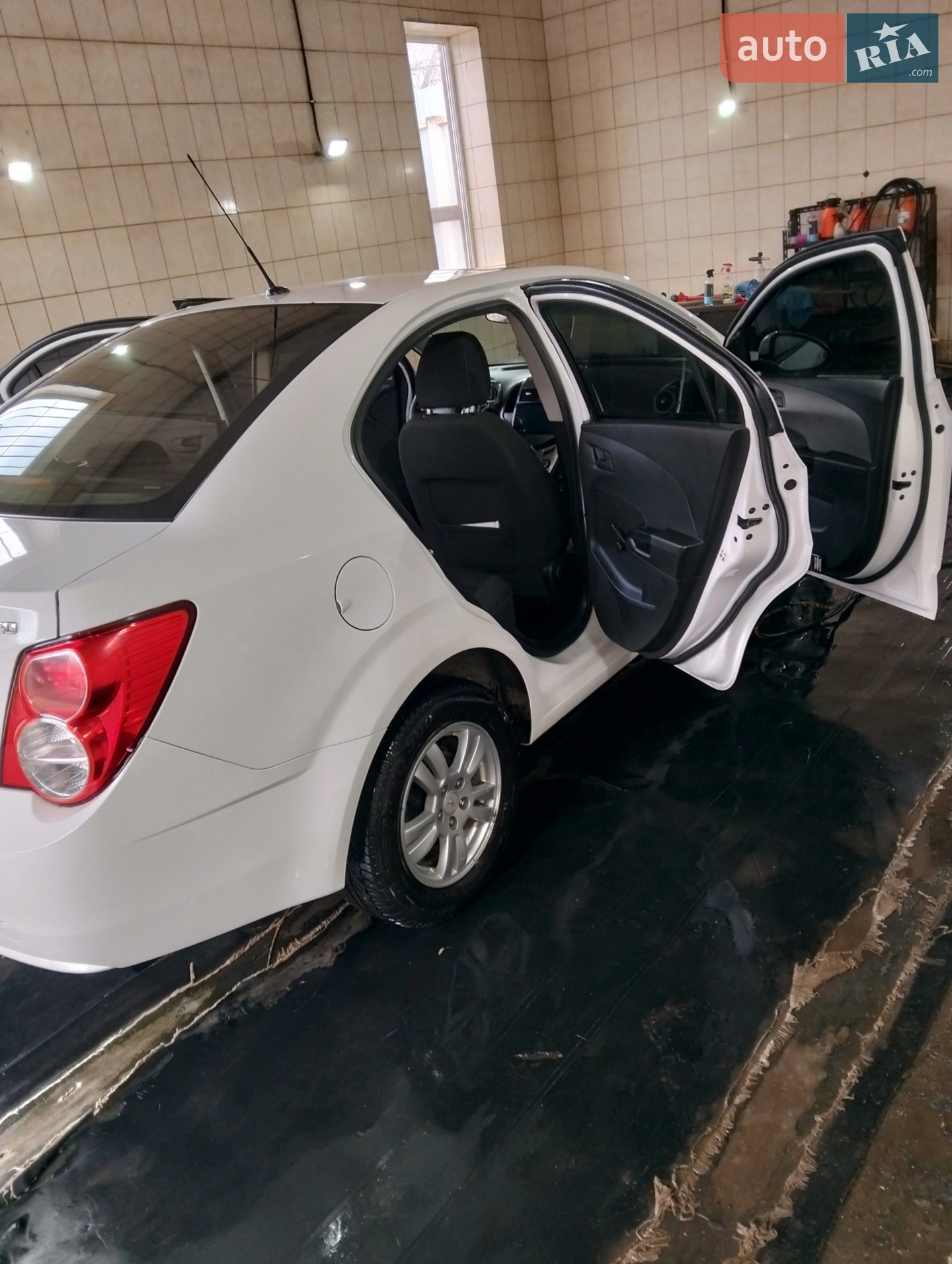 2013 Chevrolet Aveo - мініатюра 9