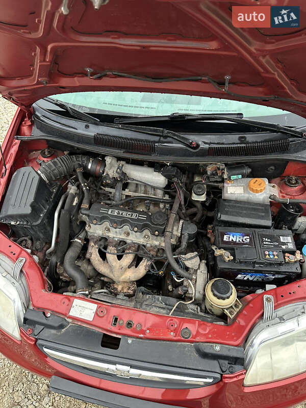 Седан Chevrolet Aveo 2005 в Тернополі