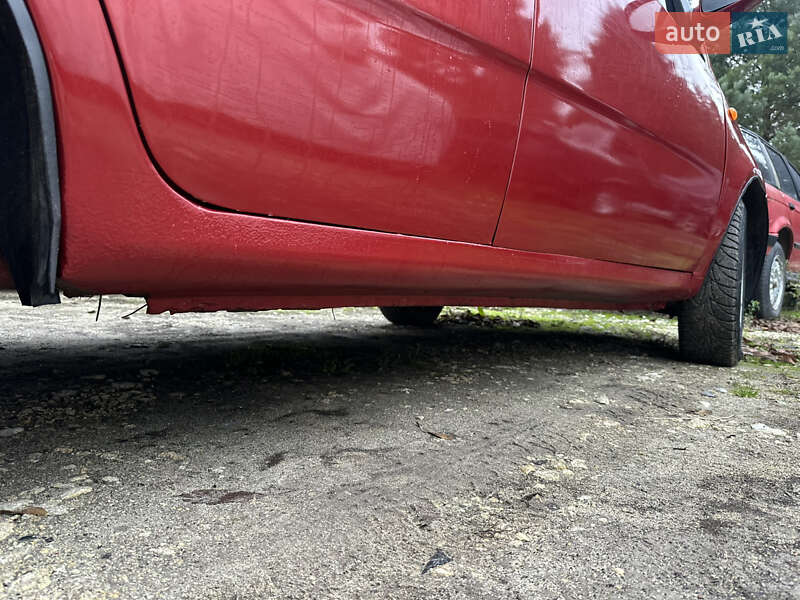 Седан Chevrolet Aveo 2005 в Тернополі