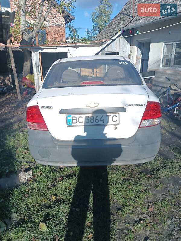 Седан Chevrolet Aveo 2005 в Рогатині