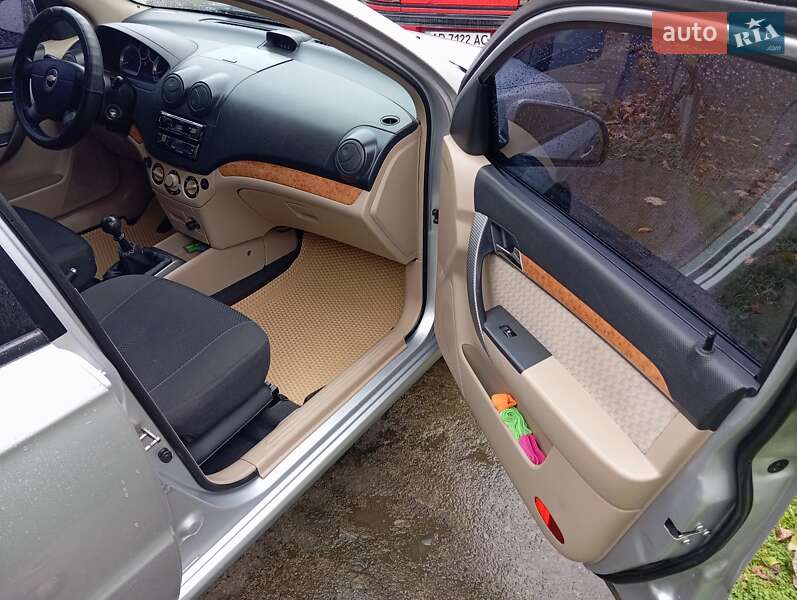 Седан Chevrolet Aveo 2008 в Стрые