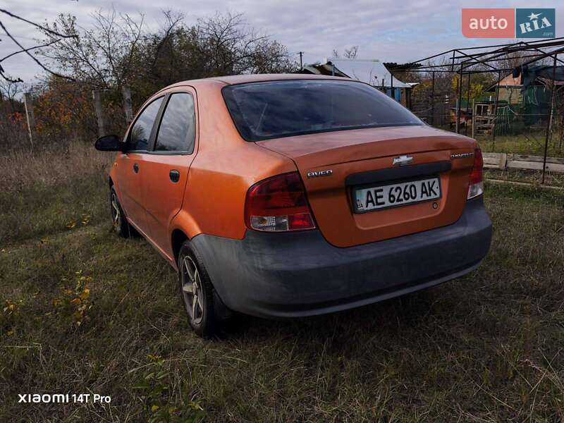 Седан Chevrolet Aveo 2005 в Павлограде