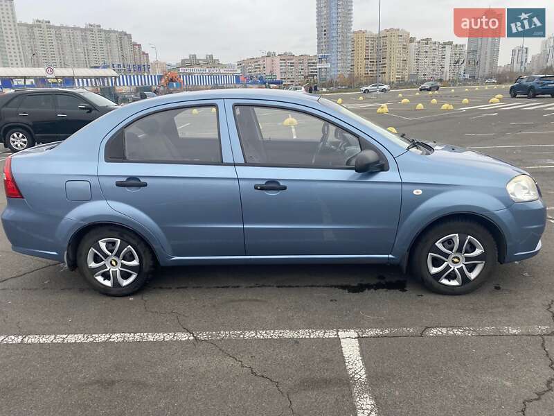 Седан Chevrolet Aveo 2006 в Киеве фото 3 Седан Chevrolet Aveo 2006 в Киеве
