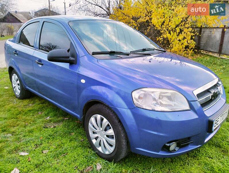 Седан Chevrolet Aveo 2007 в Николаеве