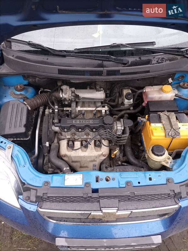 Седан Chevrolet Aveo 2007 в Рівному