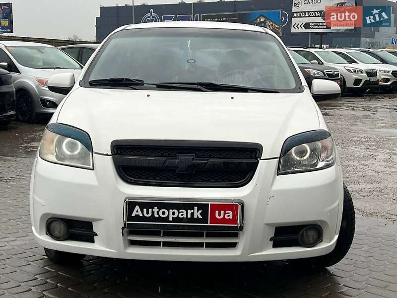 Седан Chevrolet Aveo 2006 в Львове
