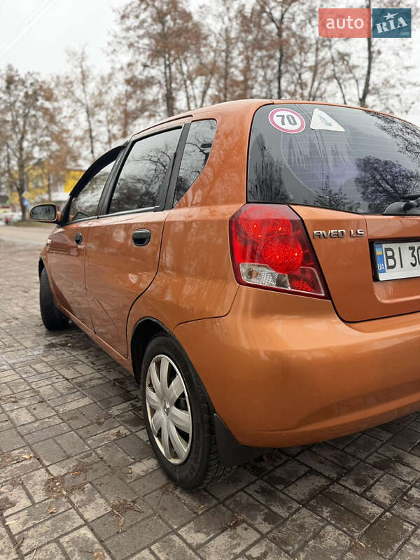 Хэтчбек Chevrolet Aveo 2006 в Прилуках