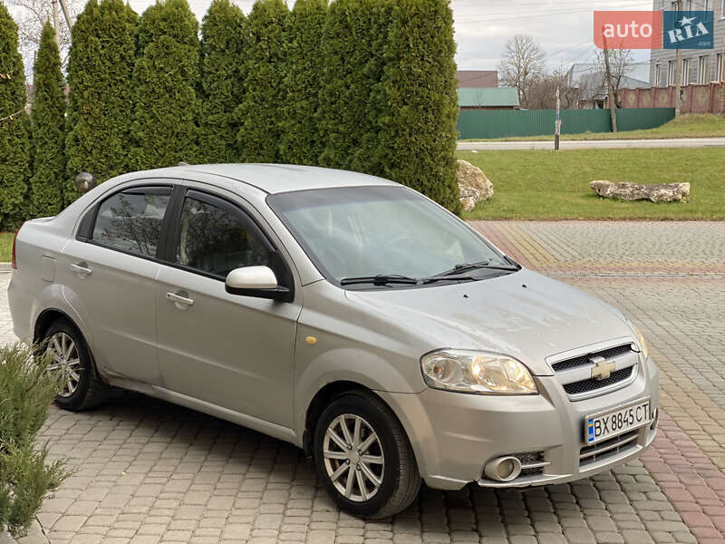 Седан Chevrolet Aveo 2007 в Дунаевцах