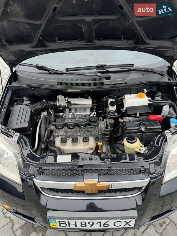 Седан Chevrolet Aveo 2006 в Врадиевке