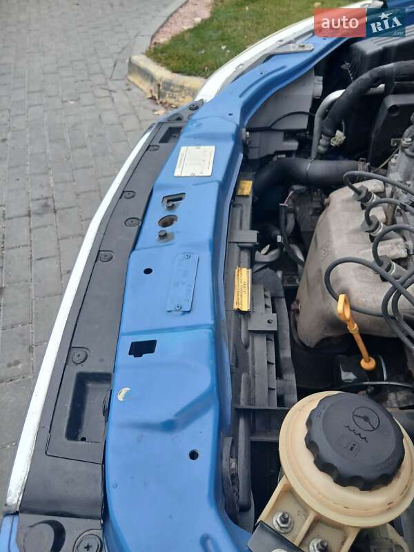 Хетчбек Chevrolet Aveo 2008 в Дніпрі