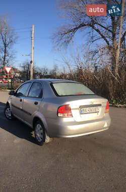 Седан Chevrolet Aveo 2005 в Козятині
