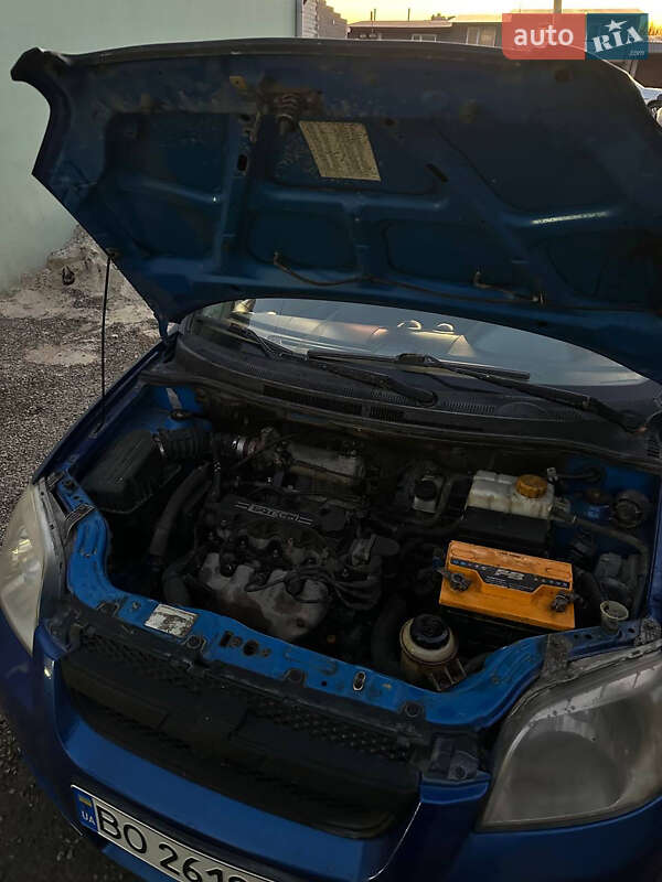 Седан Chevrolet Aveo 2006 в Тернополе
