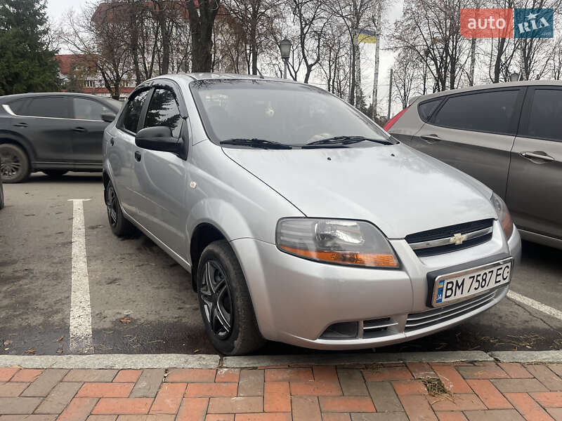 Седан Chevrolet Aveo 2005 в Сумах