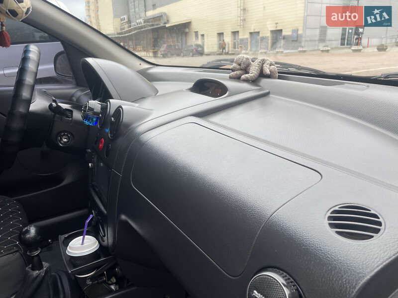 Седан Chevrolet Aveo 2005 в Сумах