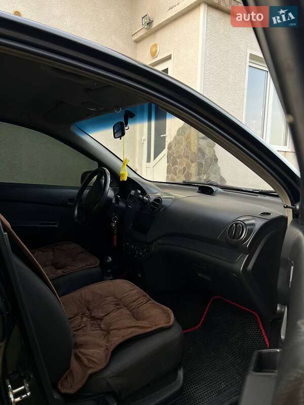 Седан Chevrolet Aveo 2009 в Снятине