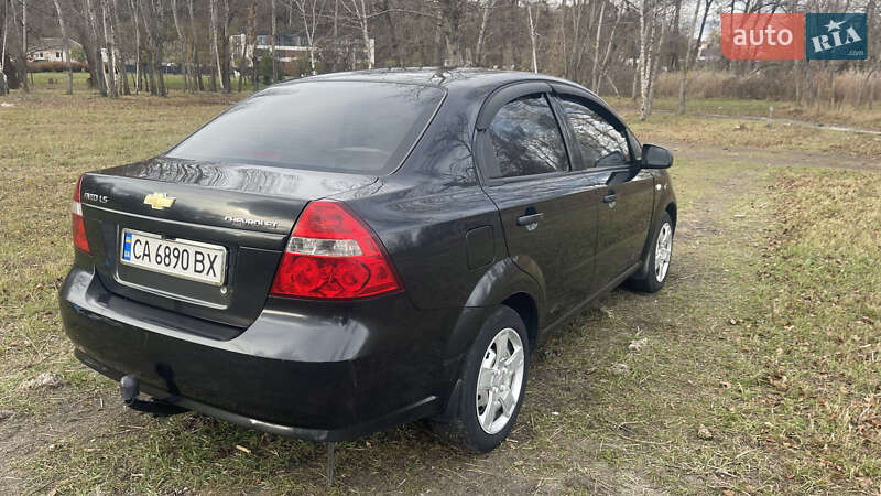 Седан Chevrolet Aveo 2010 в Черкассах