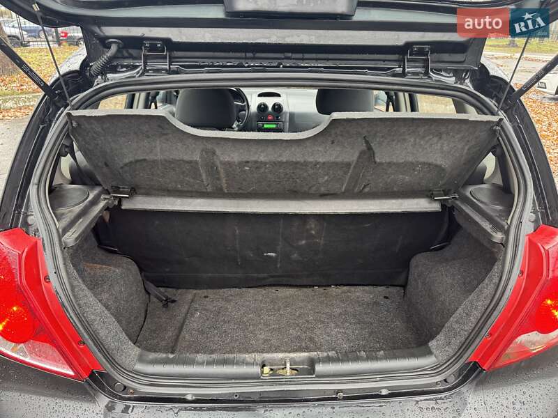 Хэтчбек Chevrolet Aveo 2006 в Киеве