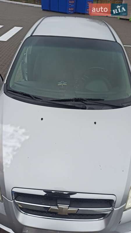 Седан Chevrolet Aveo 2007 в Умани