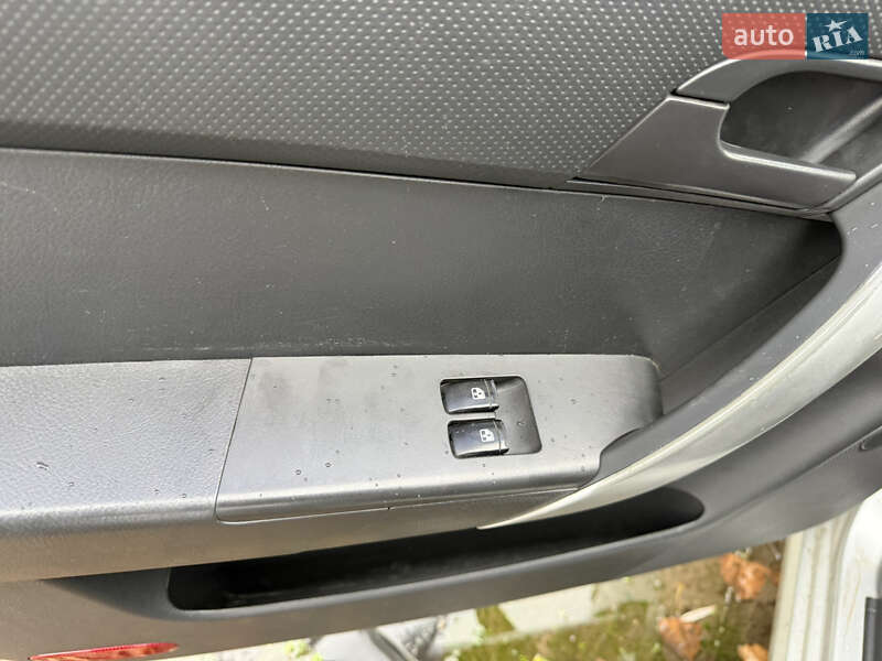 Седан Chevrolet Aveo 2011 в Пирятине