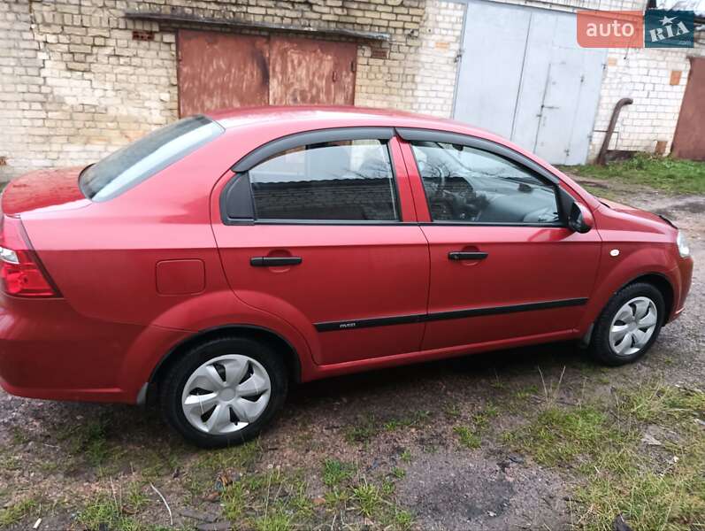 Седан Chevrolet Aveo 2007 в Кролевці