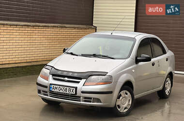 Седан Chevrolet Aveo 2005 в Бердичеве