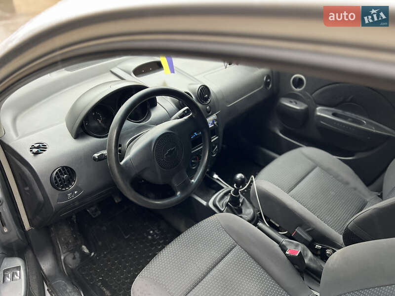 Седан Chevrolet Aveo 2005 в Бердичеве фото 11 Седан Chevrolet Aveo 2005 в Бердичеве