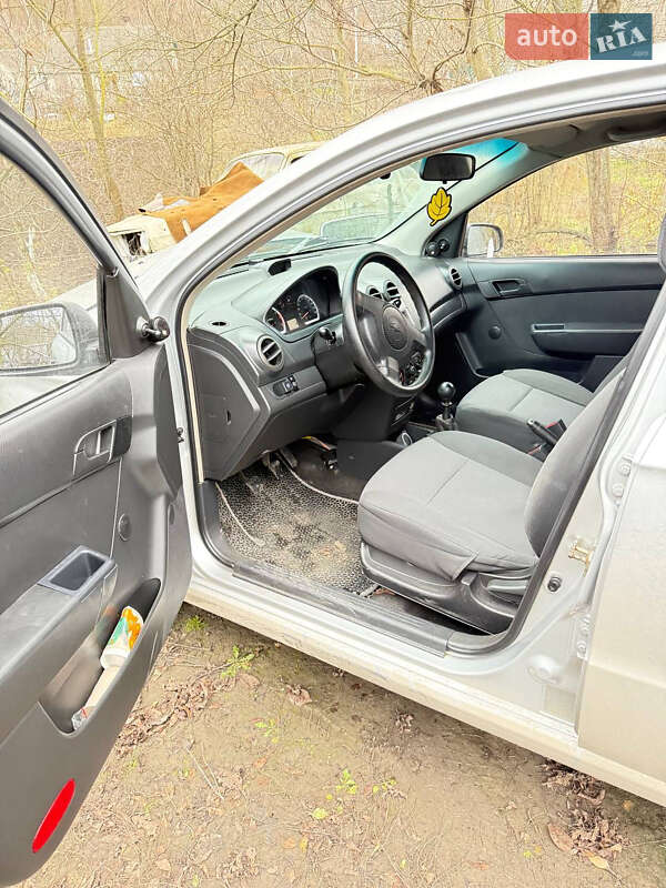 Седан Chevrolet Aveo 2011 в Каменец-Подольском