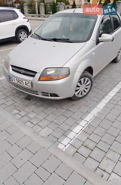 Седан Chevrolet Aveo 2005 в Бродах