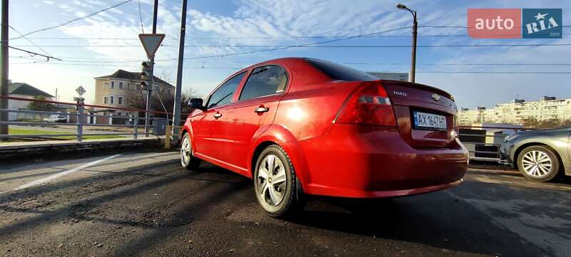 Седан Chevrolet Aveo 2011 в Харькове
