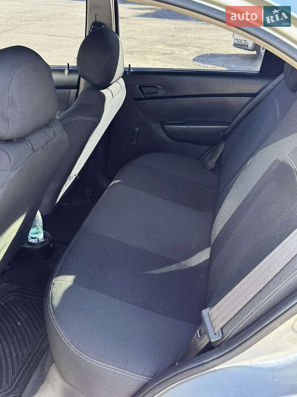 Седан Chevrolet Aveo 2008 в Киеве фото 11 Седан Chevrolet Aveo 2008 в Киеве