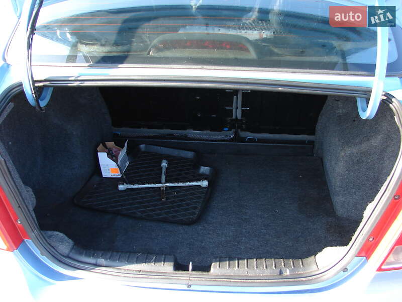 Седан Chevrolet Aveo 2004 в Одессе фото 24 Седан Chevrolet Aveo 2004 в Одессе