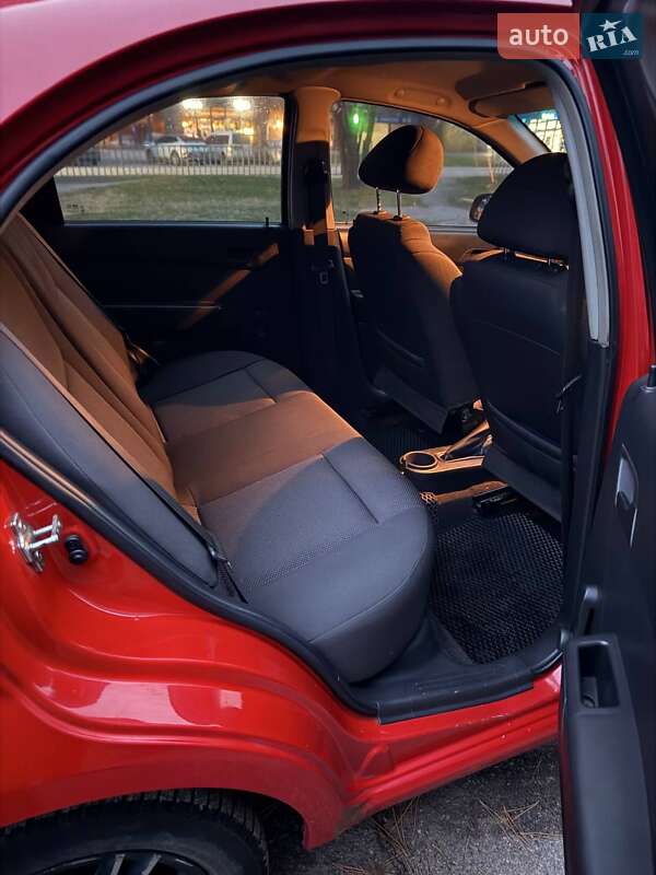 Седан Chevrolet Aveo 2008 в Днепре