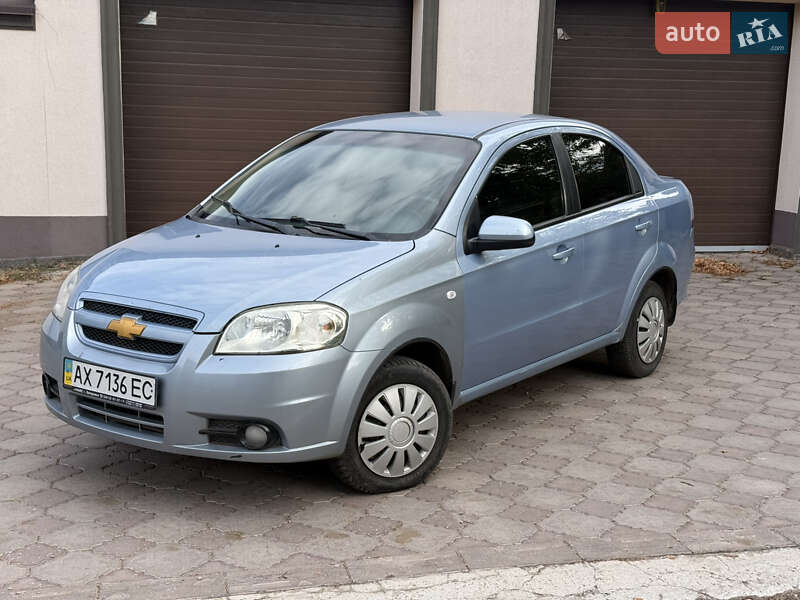 Седан Chevrolet Aveo 2007 в Днепре