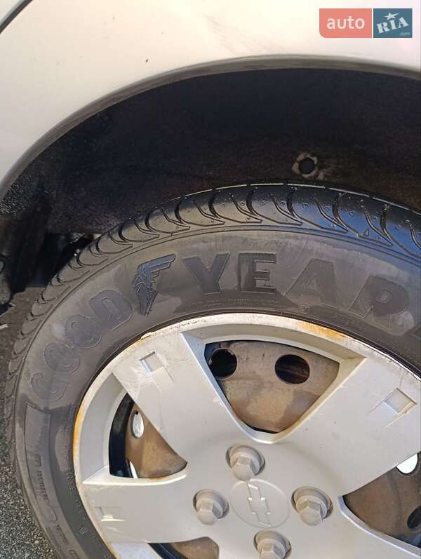 Хэтчбек Chevrolet Aveo 2008 в Киеве