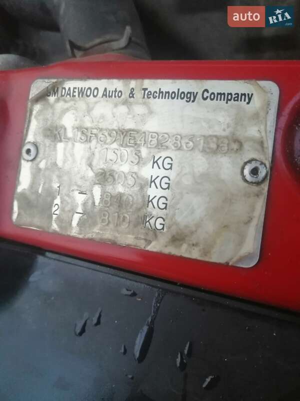 Седан Chevrolet Aveo 2004 в Полтаве