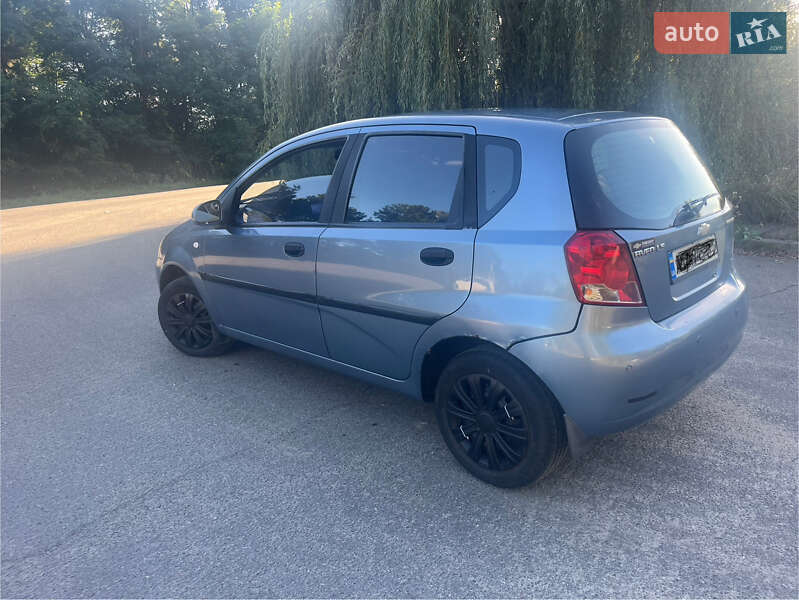 Хэтчбек Chevrolet Aveo 2006 в Макарове