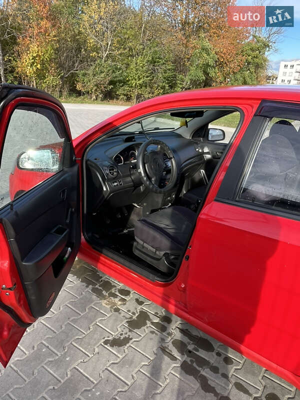 Седан Chevrolet Aveo 2008 в Львові