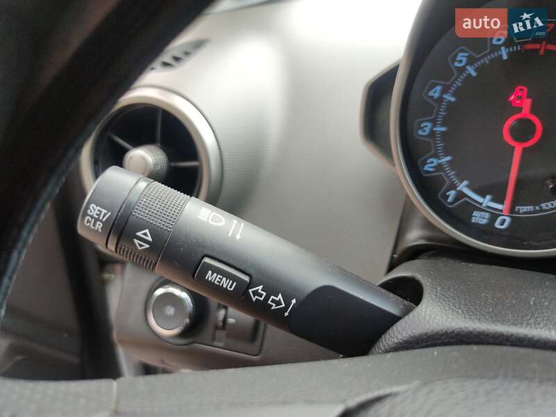 Седан Chevrolet Aveo 2011 в Житомире