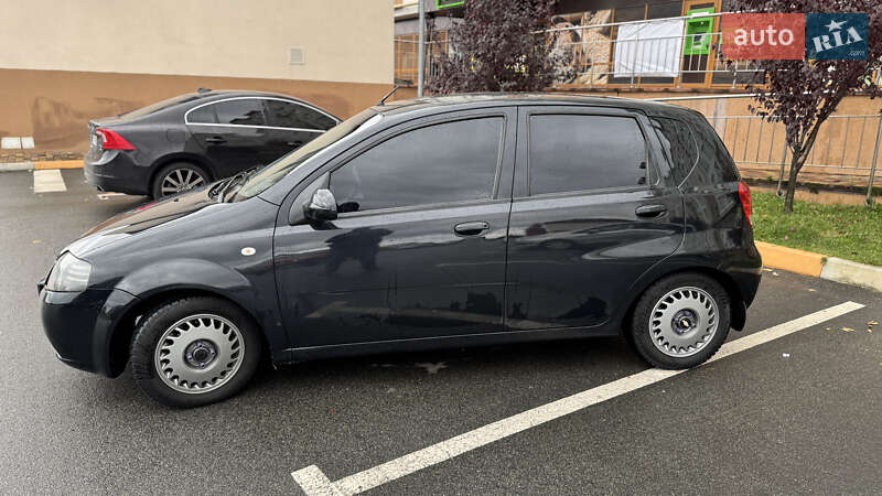 Хэтчбек Chevrolet Aveo 2008 в Киеве фото 3 Хэтчбек Chevrolet Aveo 2008 в Киеве