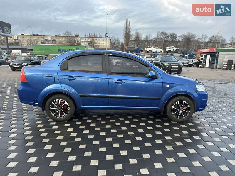 Седан Chevrolet Aveo 2008 в Полтаві