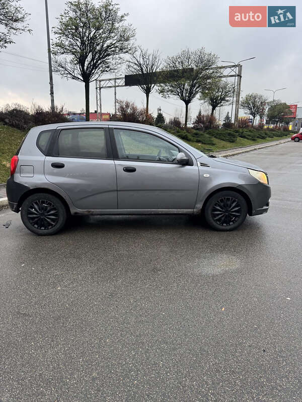 Хетчбек Chevrolet Aveo 2008 в Києві