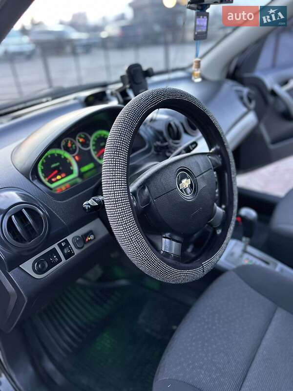 Седан Chevrolet Aveo 2008 в Харкові