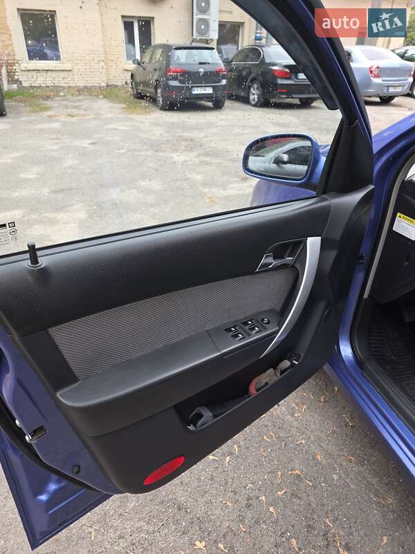 Хетчбек Chevrolet Aveo 2009 в Києві