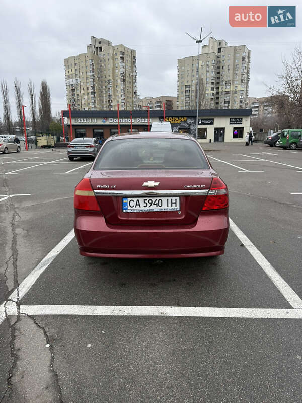 Седан Chevrolet Aveo 2008 в Києві
