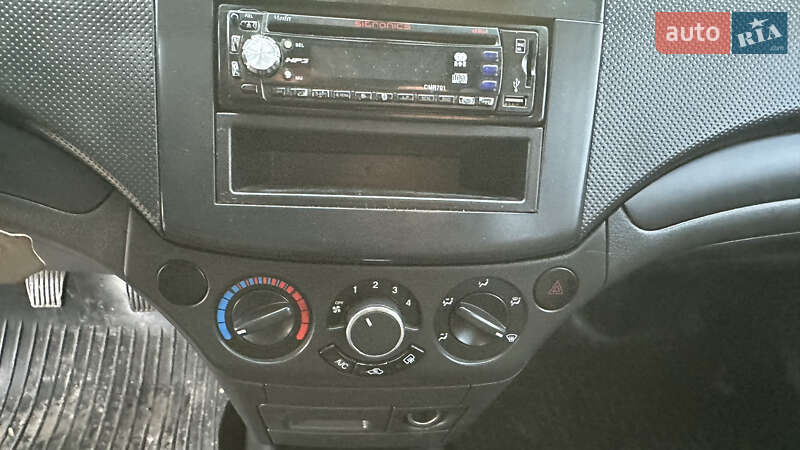 Седан Chevrolet Aveo 2006 в Полтаве фото 13 Седан Chevrolet Aveo 2006 в Полтаве