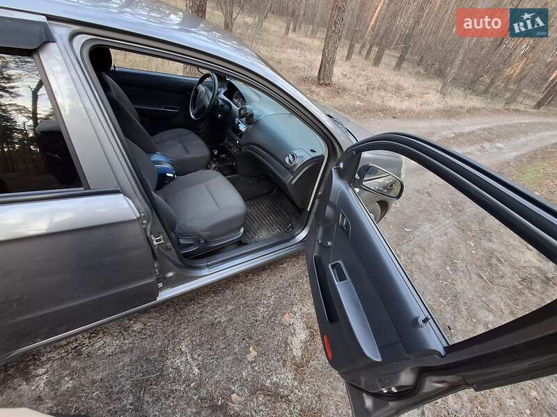 Седан Chevrolet Aveo 2008 в Полтаві