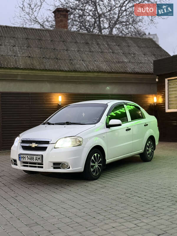 Седан Chevrolet Aveo 2006 в Одессе