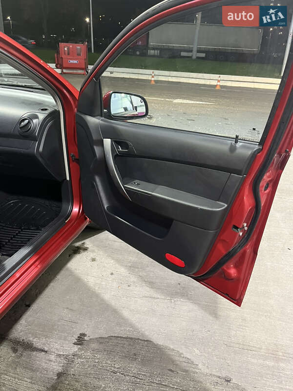 Седан Chevrolet Aveo 2008 в Києві фото 18 Седан Chevrolet Aveo 2008 в Києві